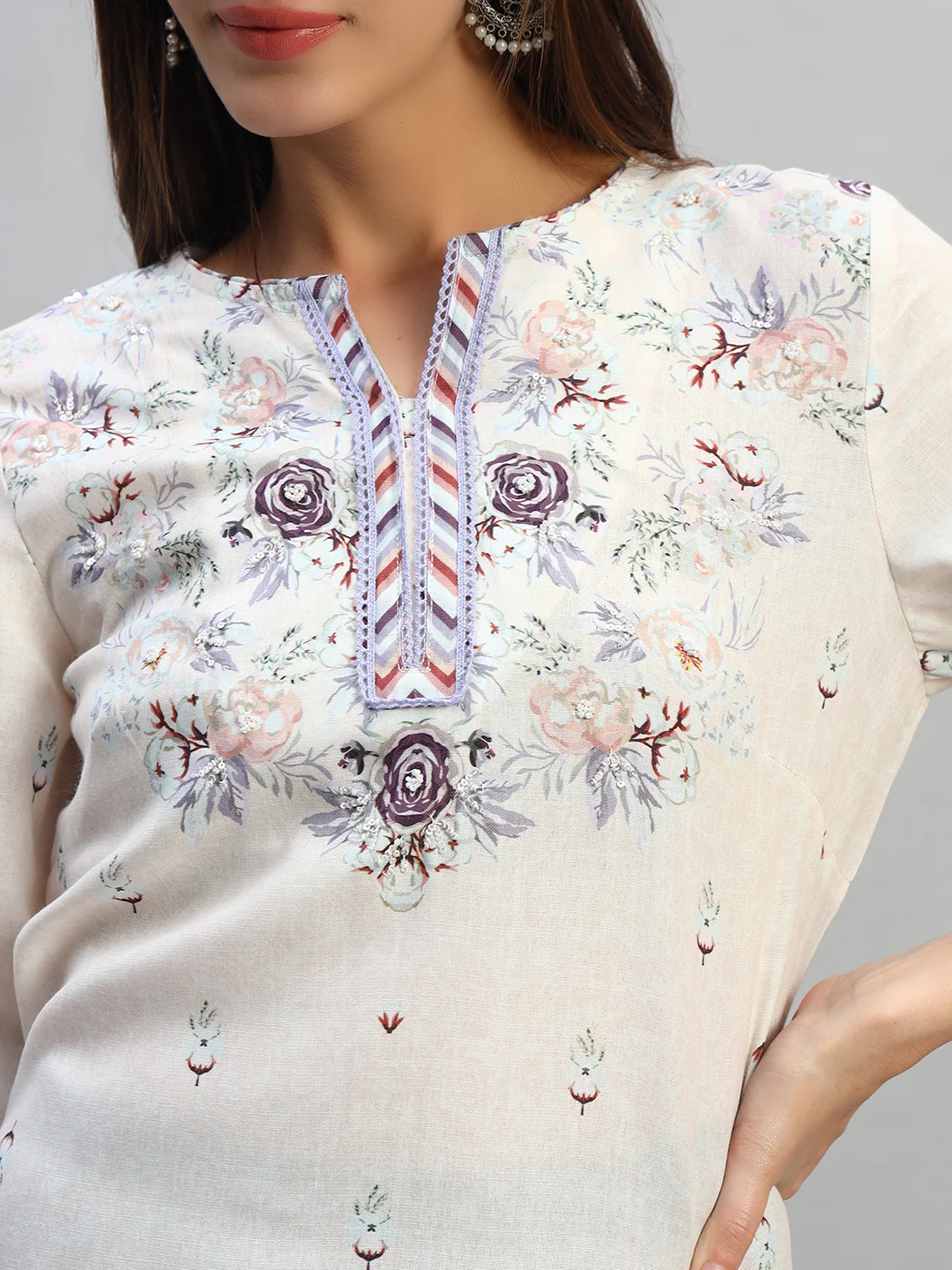 Women's Printed Ivory V-Neck 3/4th Sleeves Casual Kurti - Image 6