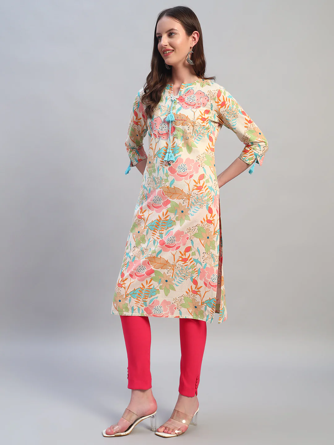 Women's Printed Multi V-Neck 3/4th Sleeves Casual Kurti - Image 3