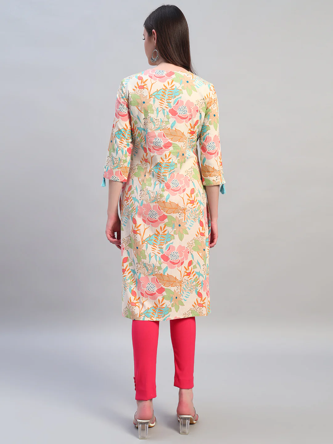 Women's Printed Multi V-Neck 3/4th Sleeves Casual Kurti - Image 4