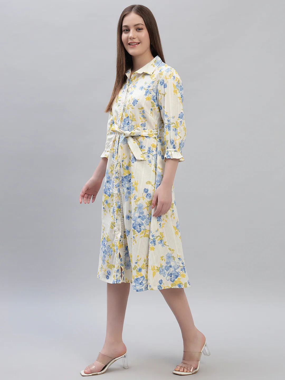 Women's Printed Off White 3/4th Sleeves Spread Collar Casual Dress - Image 7
