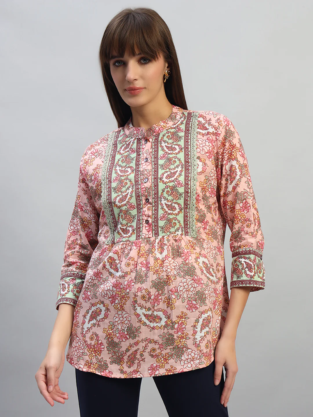 Women's Printed Peach 3/4th Sleeves Spread Collar Casual Tunic - Image 2