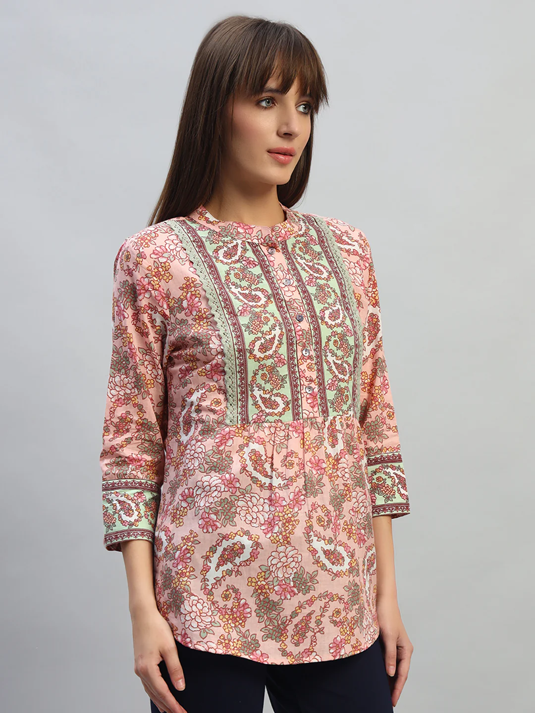 Women's Printed Peach 3/4th Sleeves Spread Collar Casual Tunic - Image 5