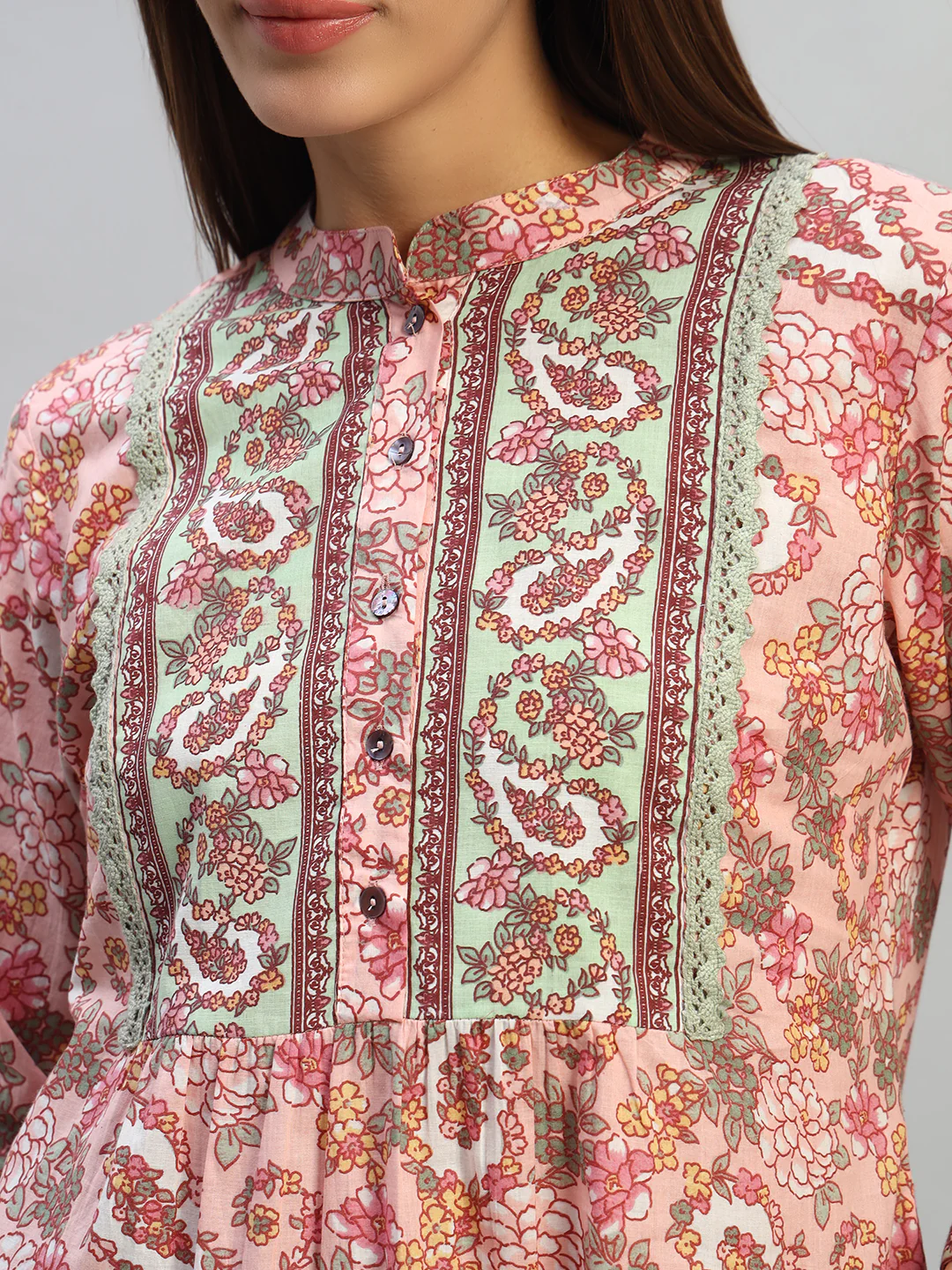 Women's Printed Peach 3/4th Sleeves Spread Collar Casual Tunic - Image 6
