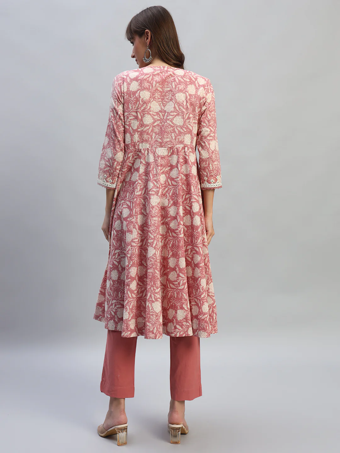 Women's Printed Pink Round Neck 3/4th Sleeves Casual Kurti Plazo Set - Image 4