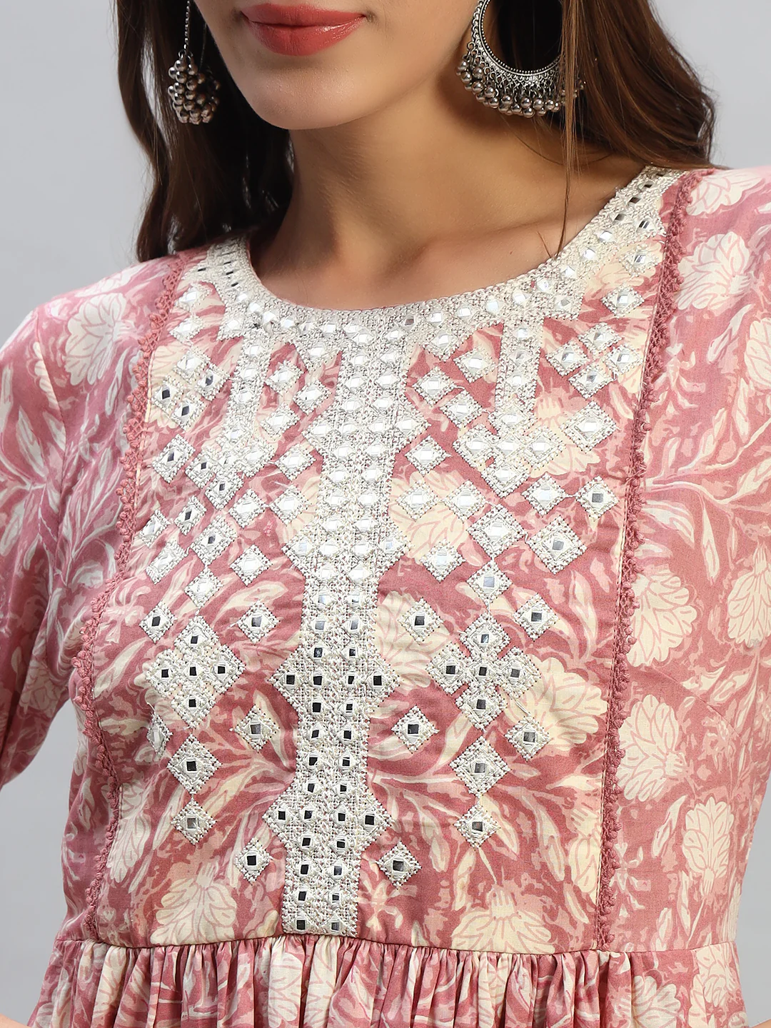 Women's Printed Pink Round Neck 3/4th Sleeves Casual Kurti Plazo Set - Image 6