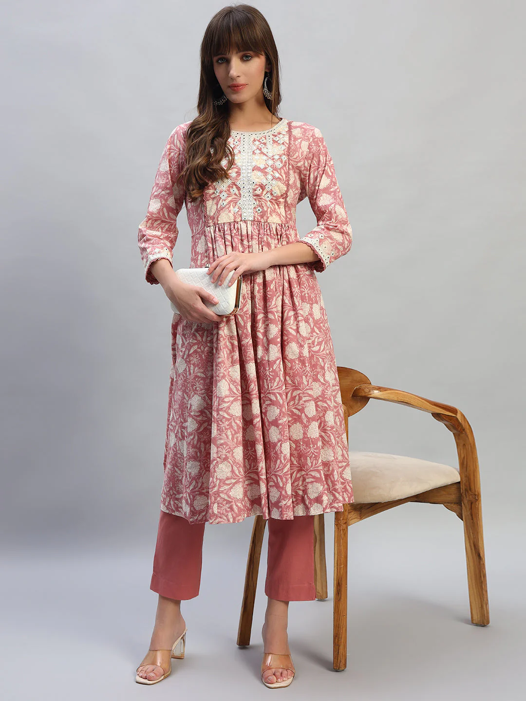 Women's Printed Pink Round Neck 3/4th Sleeves Casual Kurti Plazo Set - Image 7
