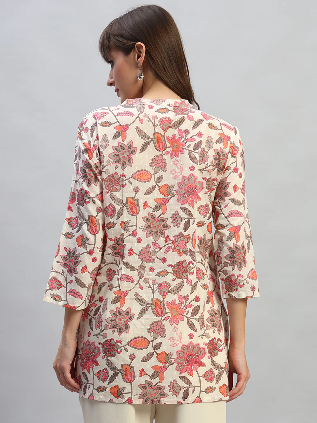 Women's Printed Pink V-Neck 3/4th Sleeves Casual Short Kurti - Image 4