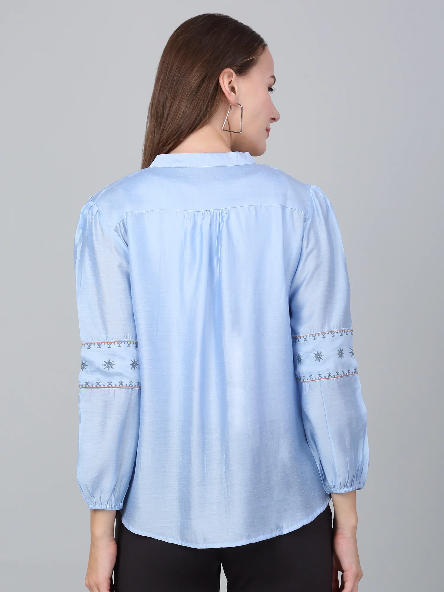 Women's Sky Blue Solid Casual Tunic - Image 3