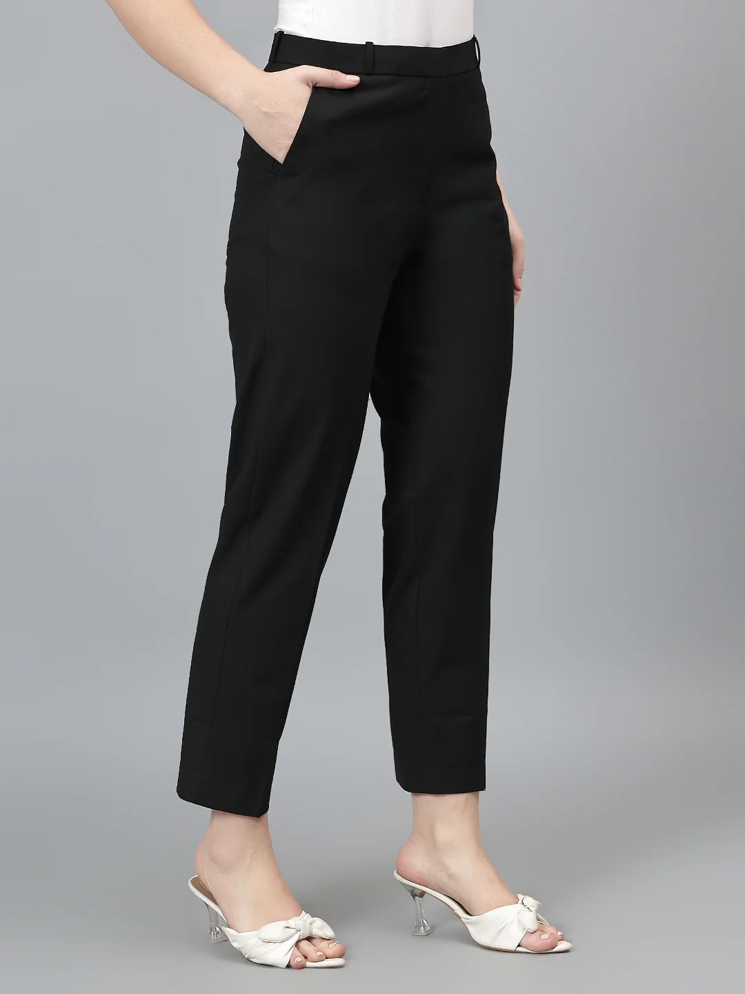Women's Solid Black Full length Mid Rise Trousers - Image 4