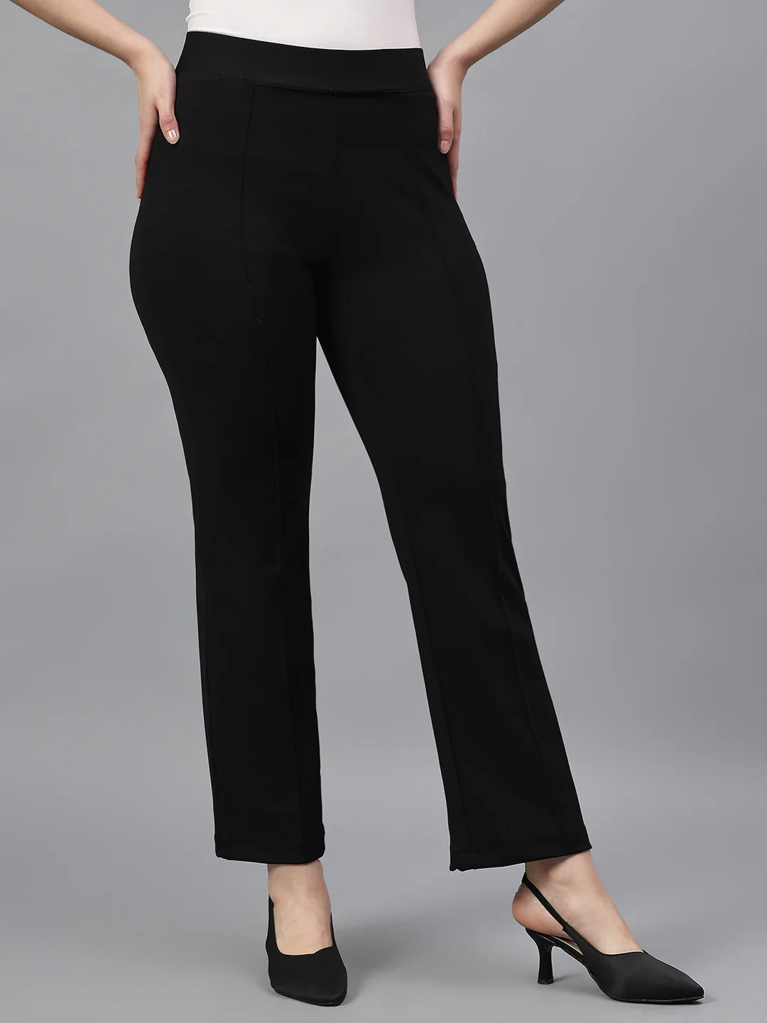 Women's Solid Black Regular Fit Casual Jegging - Image 4