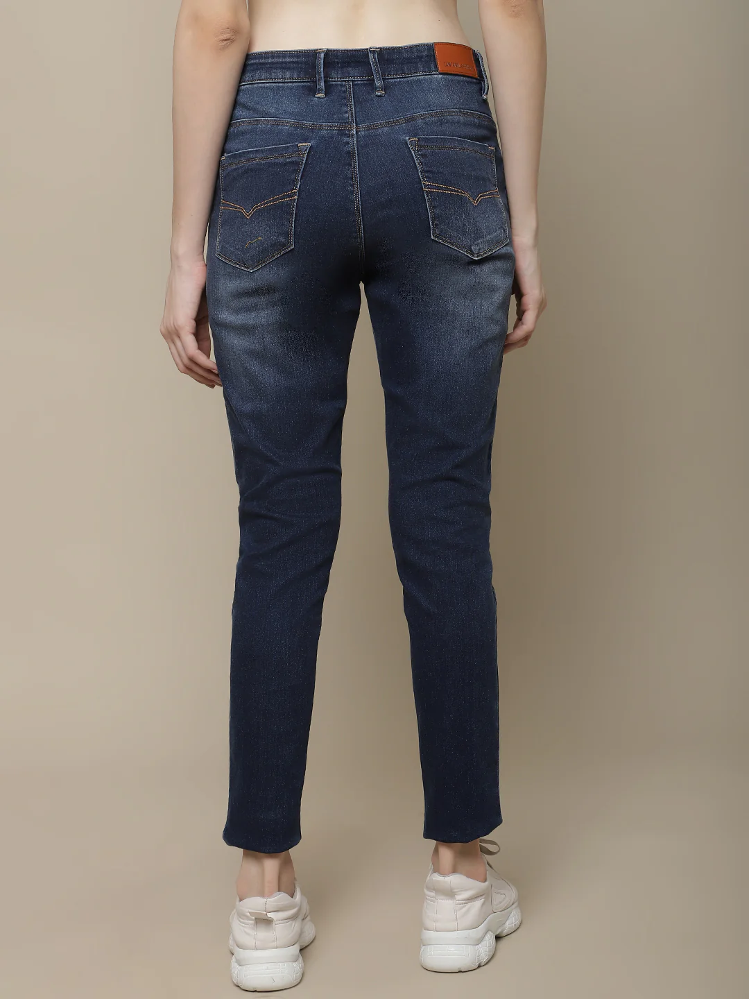 Women's Solid Blue Casual Jeans - Image 3