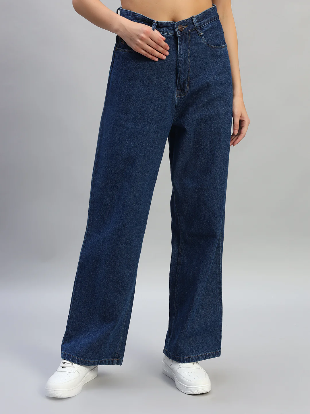 Women's Solid Denim Blue Full Length Regualr Fit Casual Jeans - Image 3