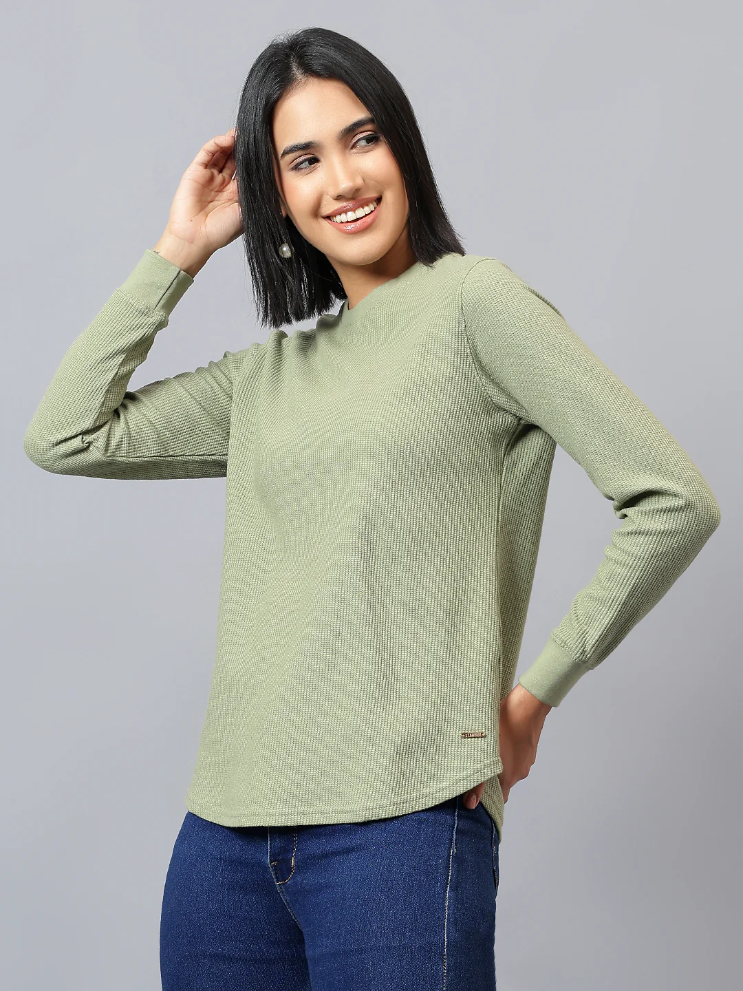 Women's Solid Green Round Neck Tshirt - Image 4
