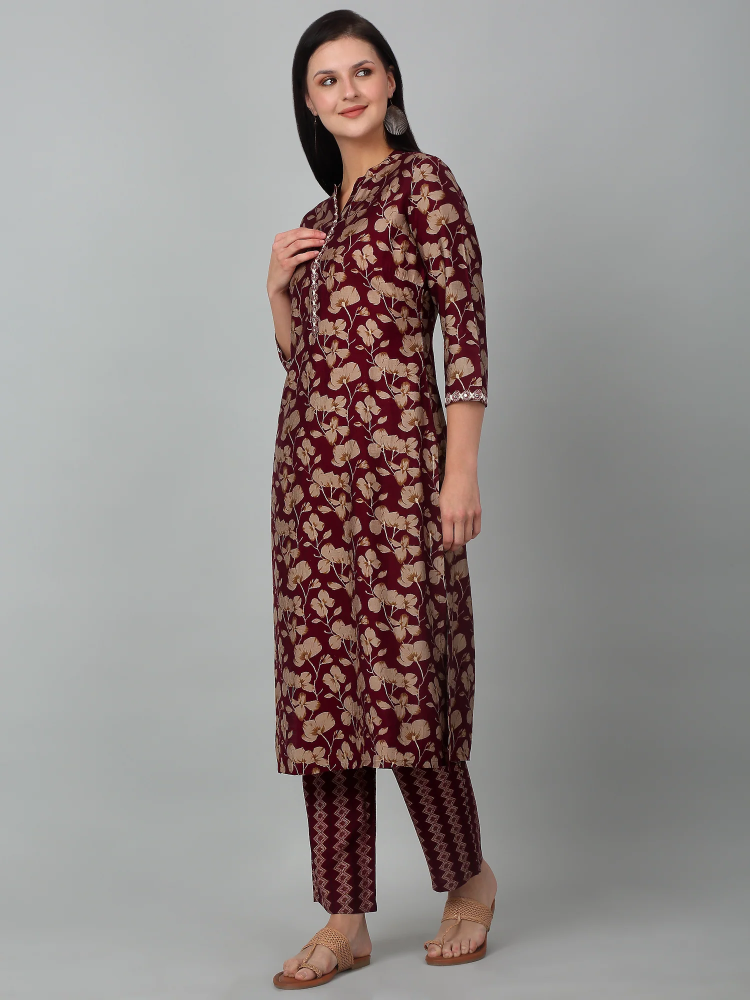 Women's Wine Printed Casual Kurta Plazzo Set - Image 4